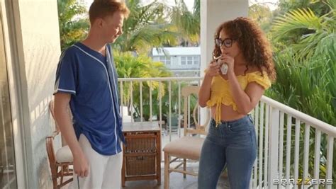 vivianne desilva pornhub|Vacation Sex With My Step Mom ~ Vivianne DeSilva .